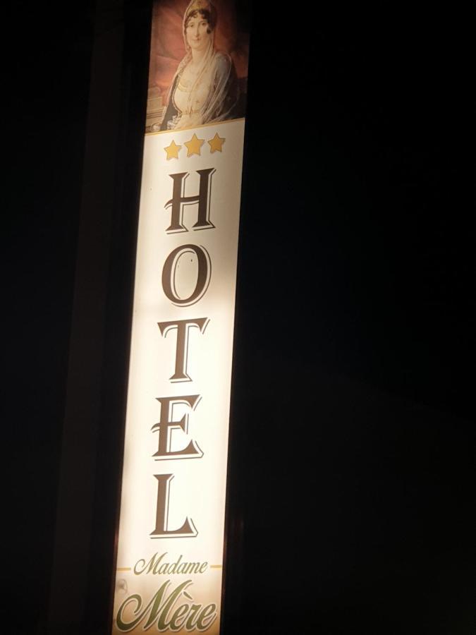 Hotel Madame Mere Saint-Florent  Kültér fotó